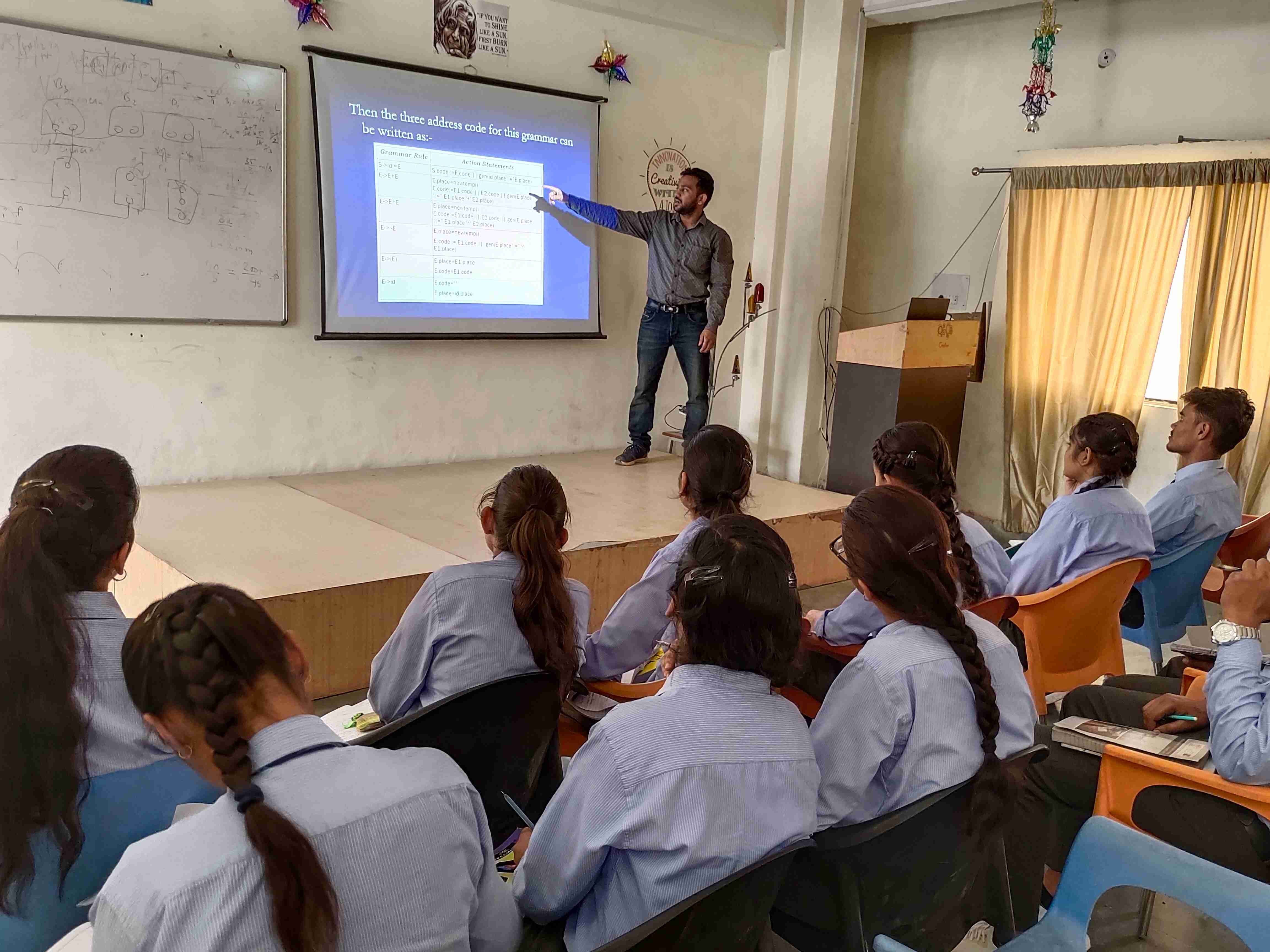 Eshan College of Engineering & Management Agra Digital Classroom photo 2